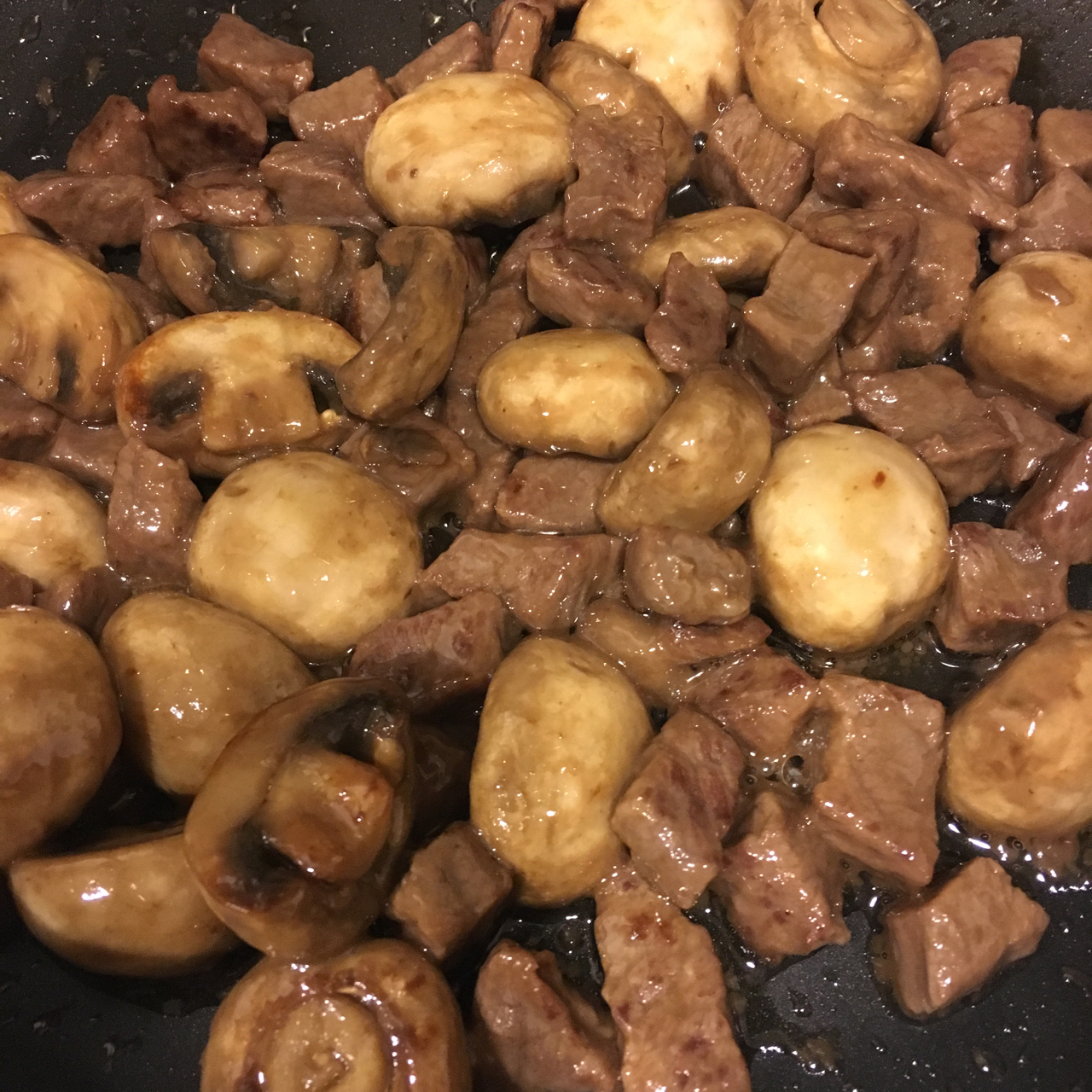 黑胡椒杏鲍菇牛肉粒