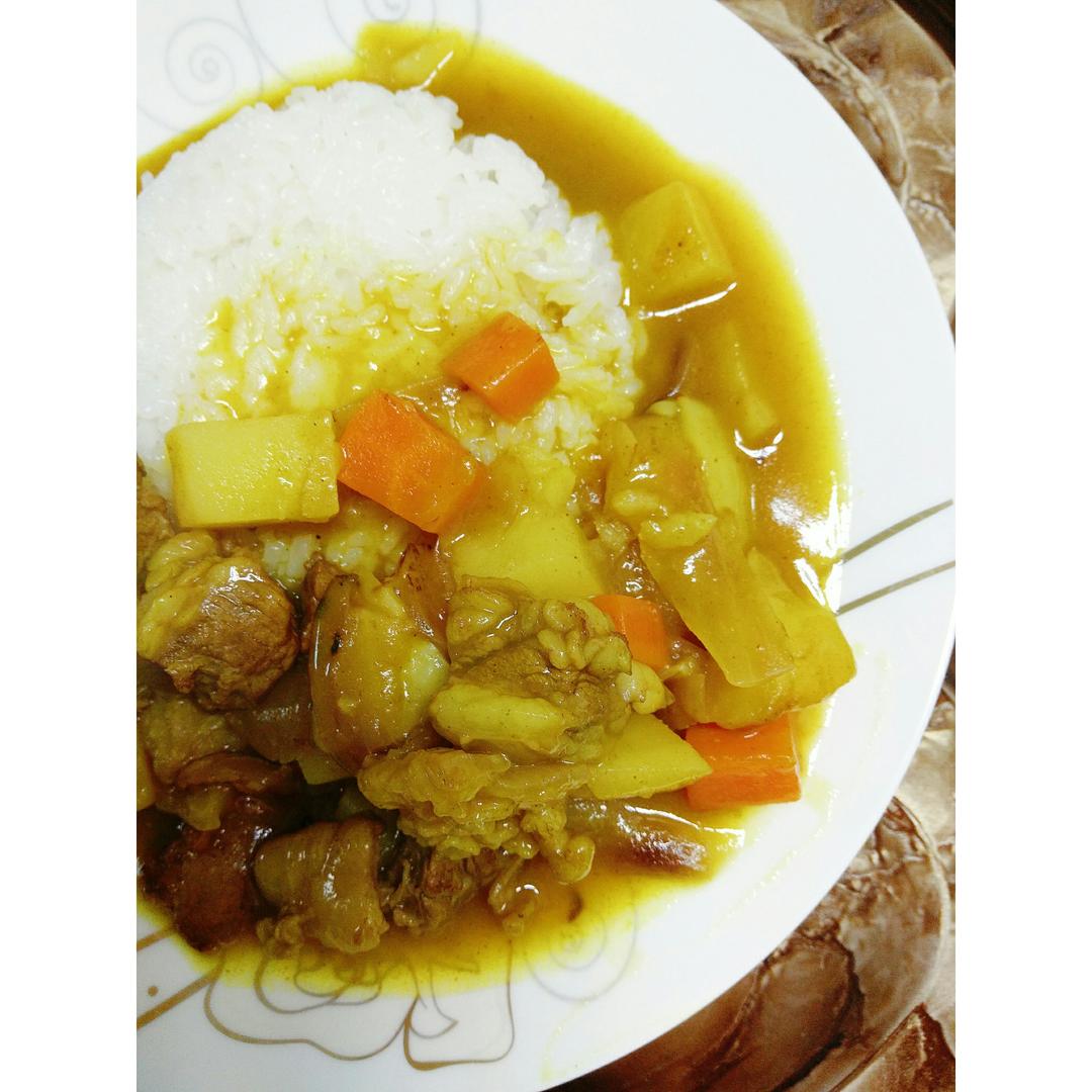 咖喱牛腩