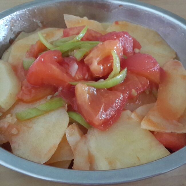 青椒番茄土豆片