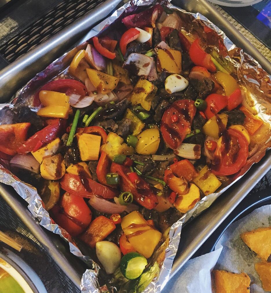 迷迭香蔬菜烤牛肉