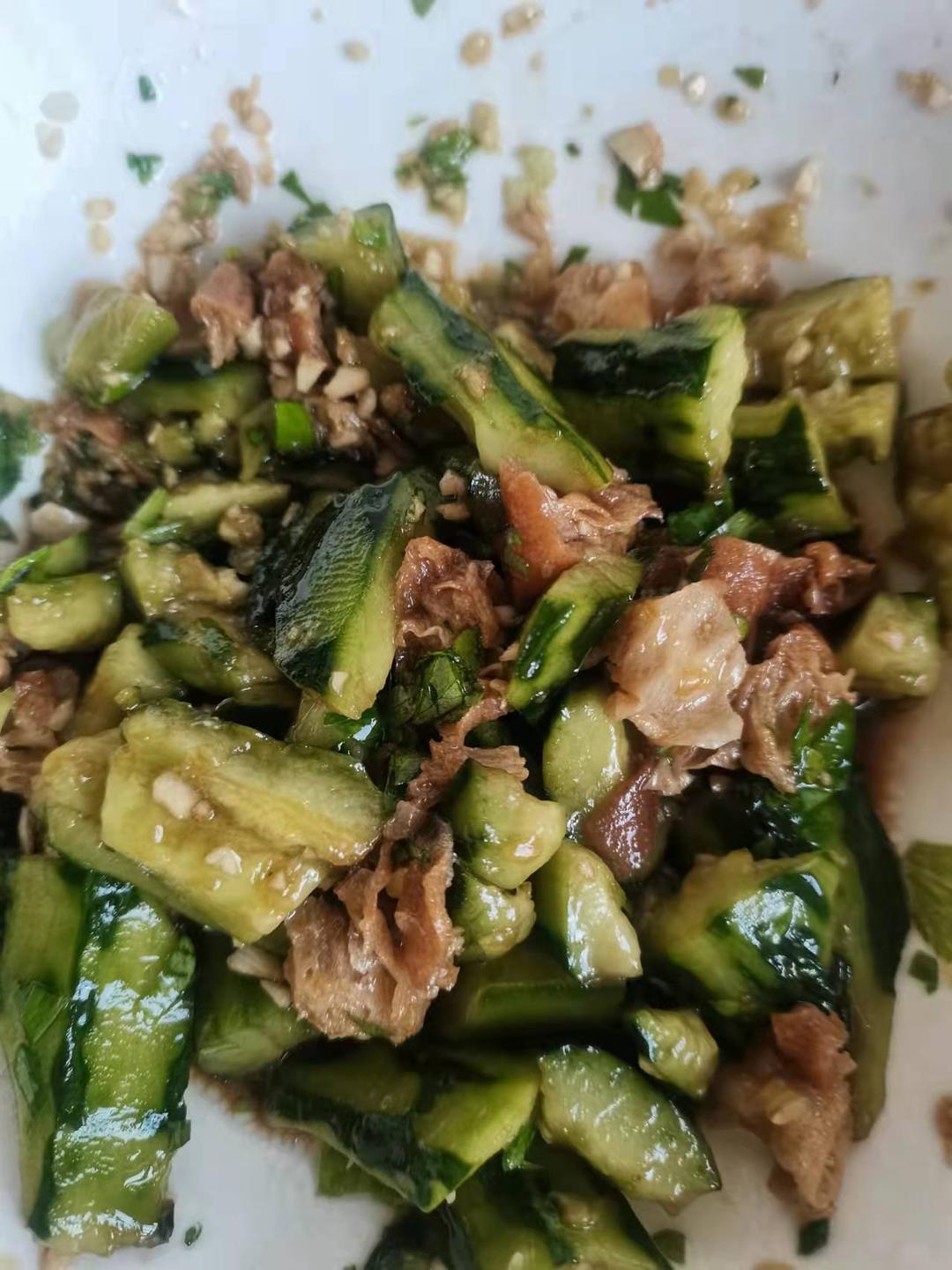 赞不绝口拍黄瓜🥒