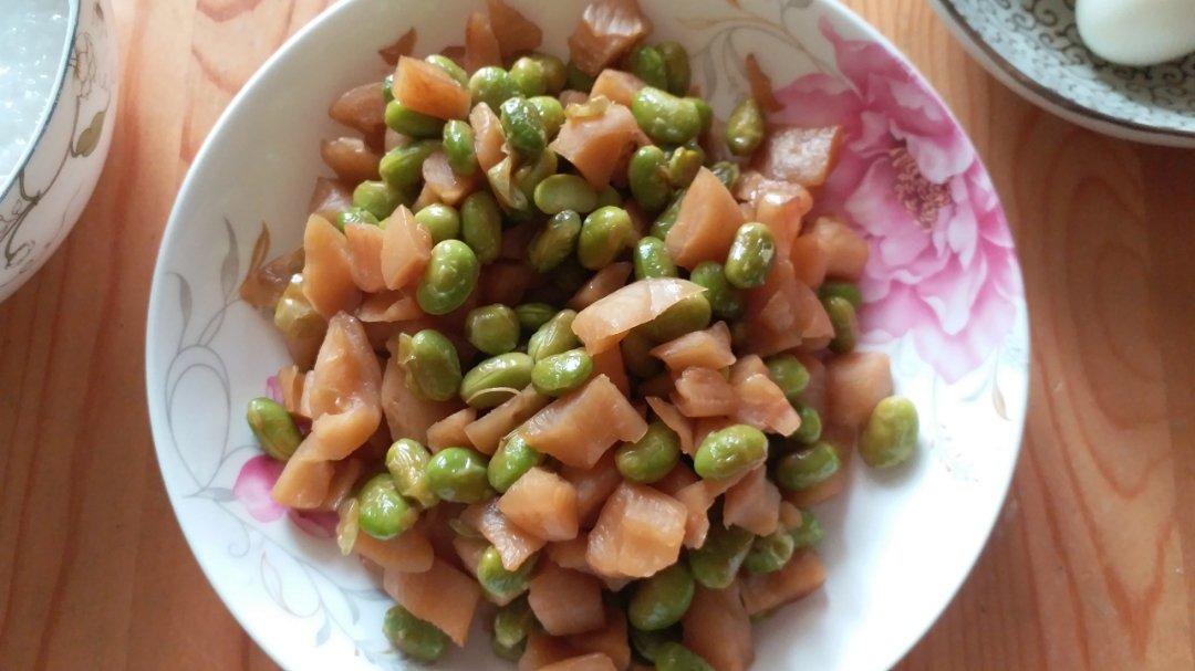 萝卜干炒毛豆