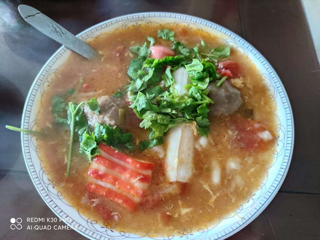 西红柿鸡蛋疙瘩汤