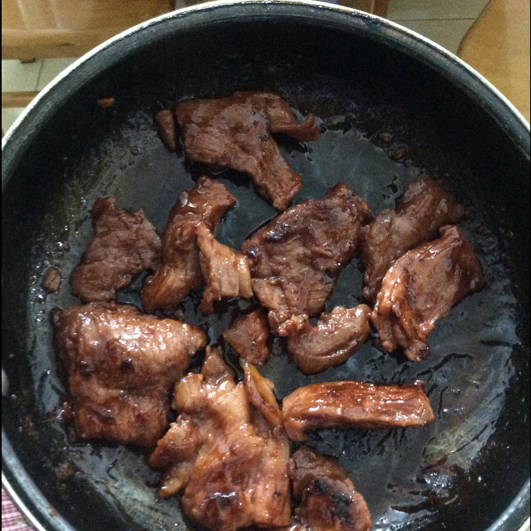 超简单平底锅叉烧肉，多汁味浓不能再快手