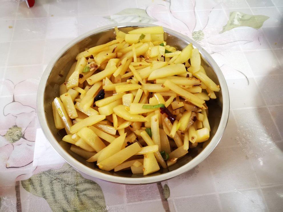 炝拌土豆丝