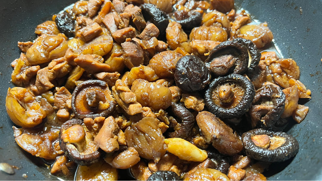 【栗子烧鸡】鸡肉都给你吃，栗子归我~