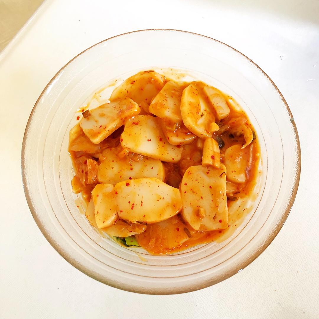 韩式辣白菜炒年糕