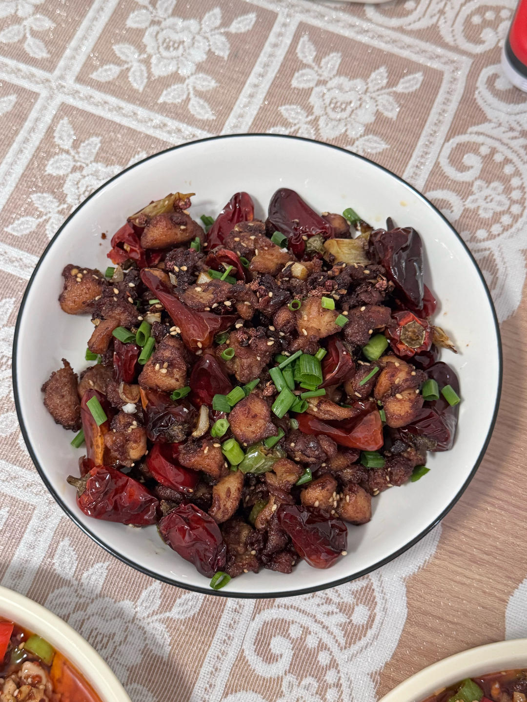 人见人爱的辣子鸡