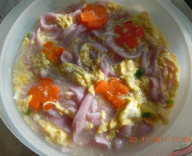 紫薯鸡蛋面条的做法