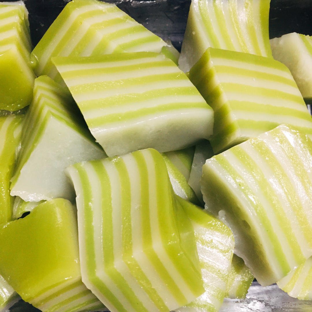 斑斓椰汁千层糕（一点不粘木薯粉版）