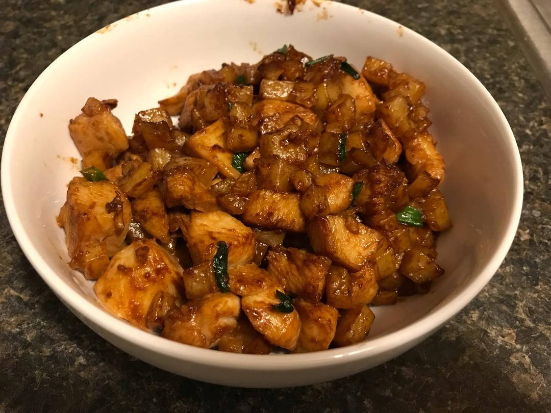 一道怎么做都好吃的干煎土豆鸡丁（红烧，咖喱，椒盐，孜然）