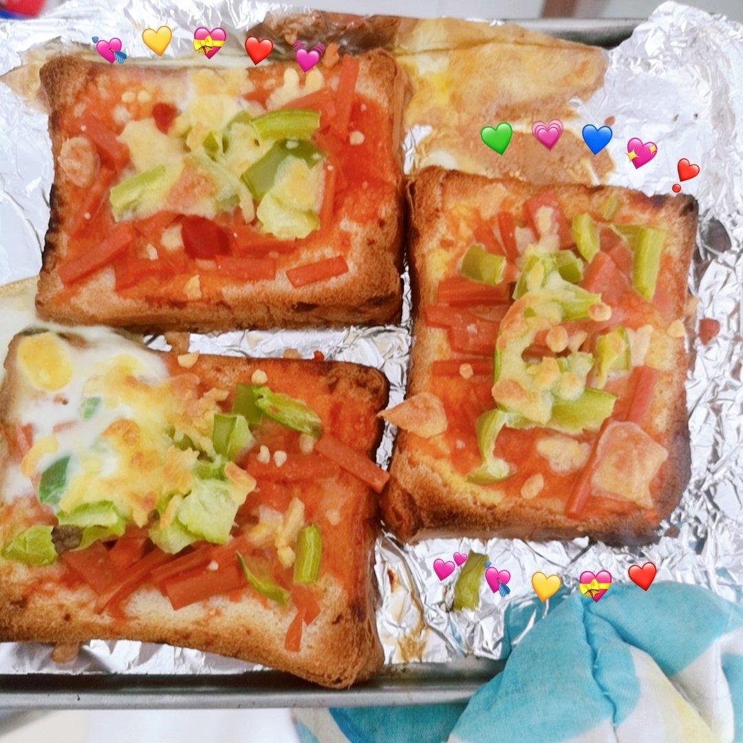 吐司太阳蛋披萨