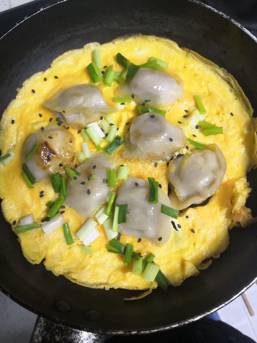 好看又好吃的抱蛋煎饺【速冻饺子版】