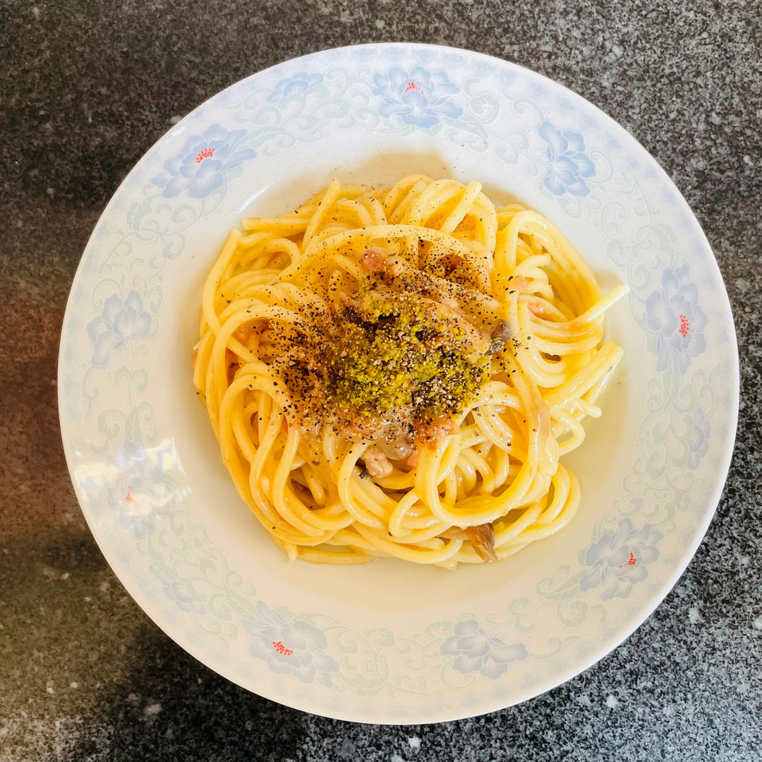 白蘑菇奶油培根意面