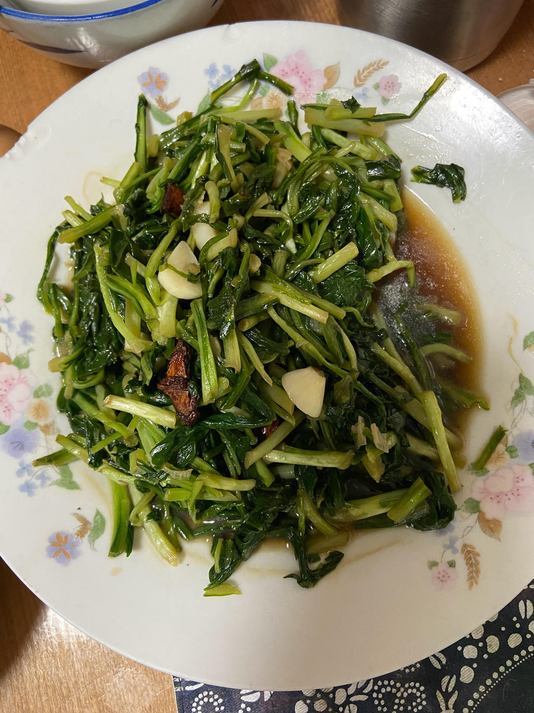 厨房新手入门级：清炒马兰头（超级快手菜）