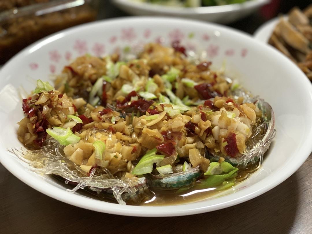 蒜蓉粉丝蒸鲍鱼