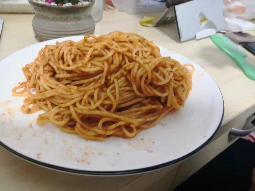 （完胜必胜客的）番茄肉酱意大利面～