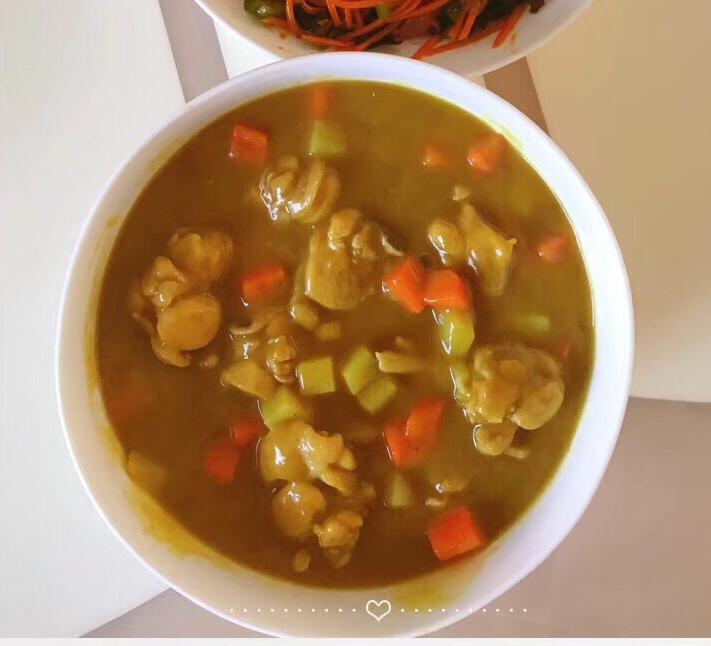 咖喱鸡块饭