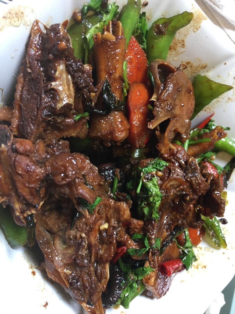 辣椒炒鸡（临沂家常）