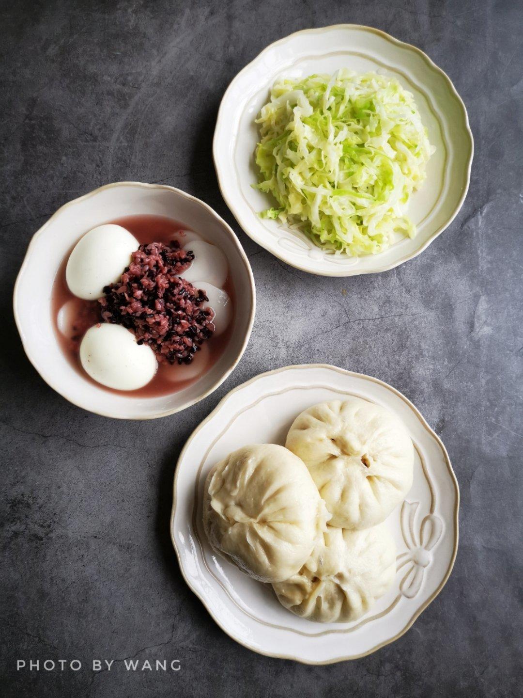 LIAO家早餐桌