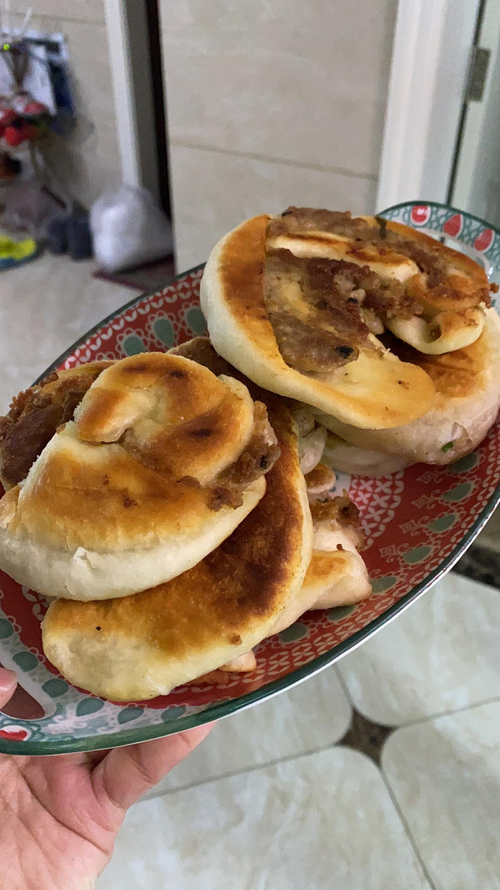 油酥肉饼