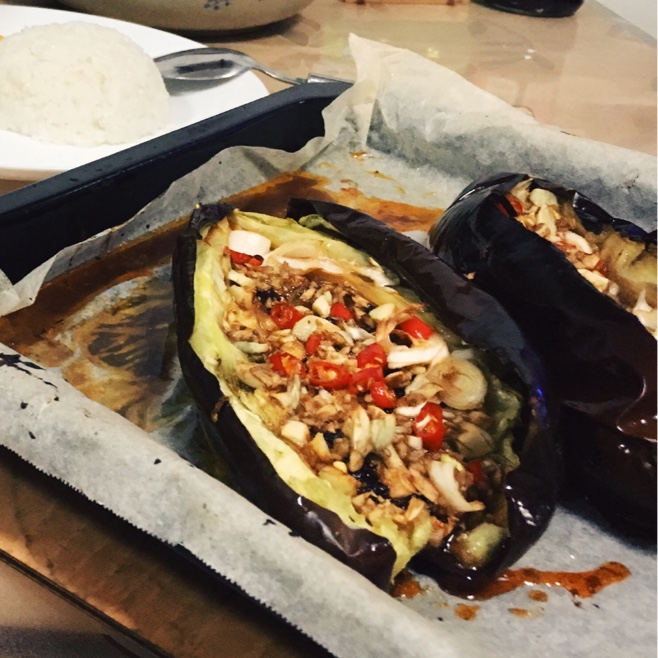 CC招牌菜销魂烤茄子，百吃不厌！