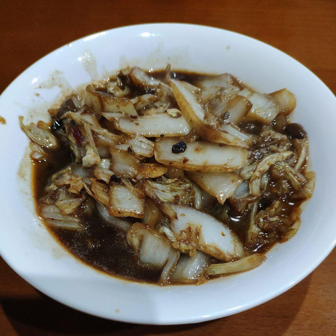 〈炒白菜丝〉，超级简单的一道菜。欣小厨 😉