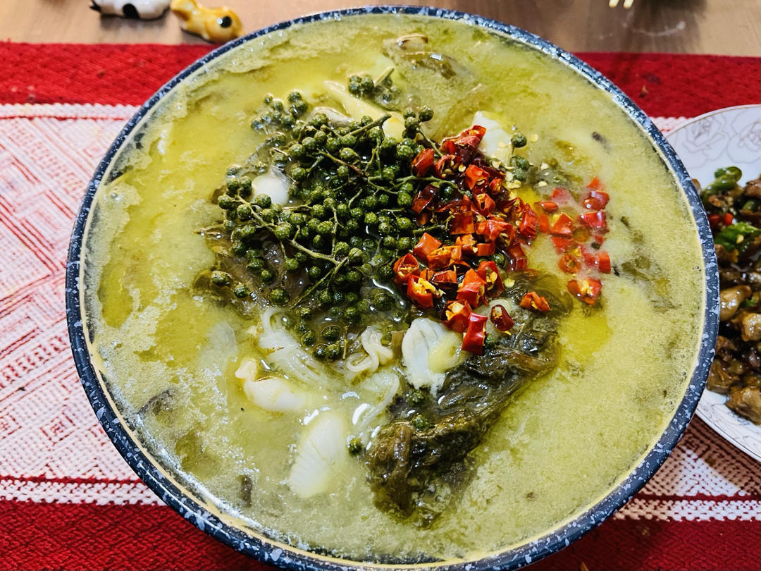 厨师长教你：“酸菜鱼”的传统做法，色香味俱全
