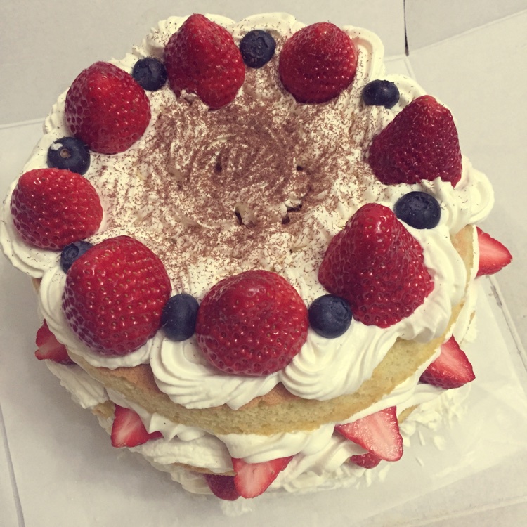 草莓裸蛋糕