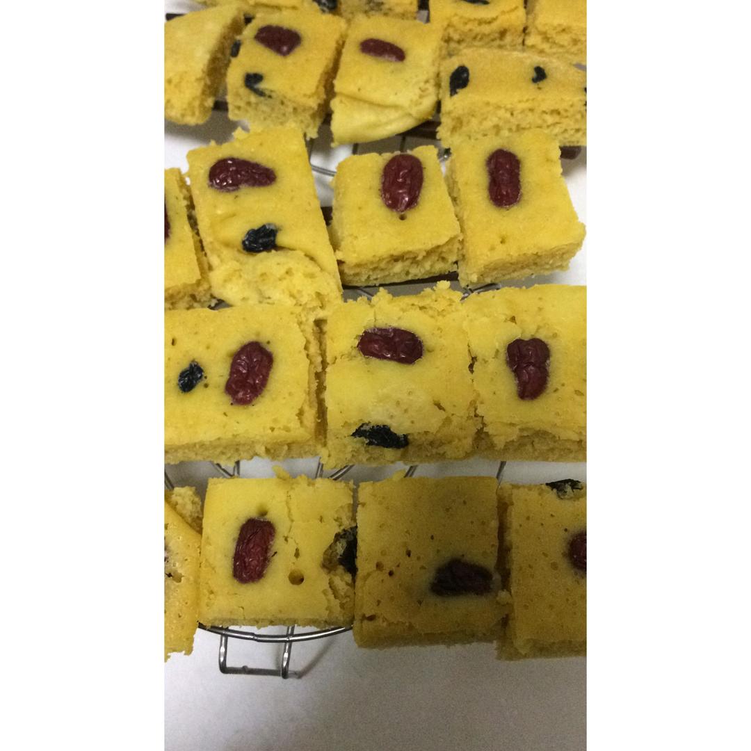 红枣玉米发糕
