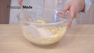 【视频】椰蓉小酥球（消耗蛋黄）童年美食的做法 步骤5