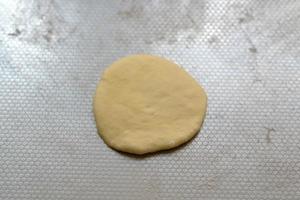 黄油面包卷的做法 步骤4