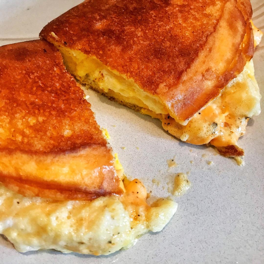 梳乎厘芝士蛋饼