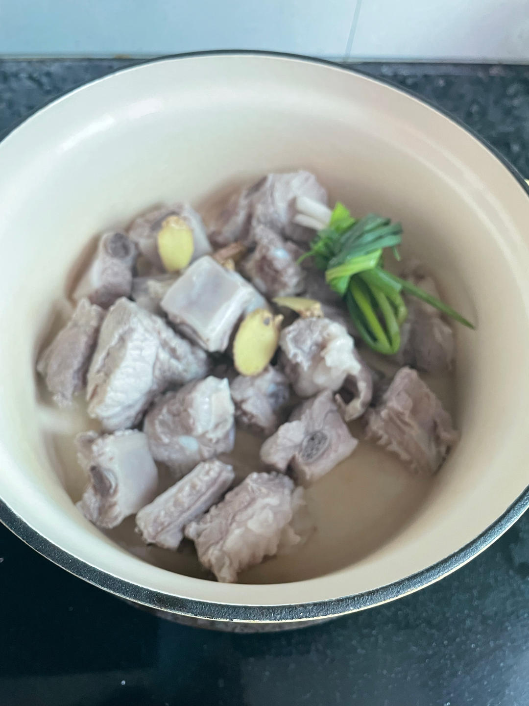 三杯鸡【4月北鼎珐琅锅食谱】