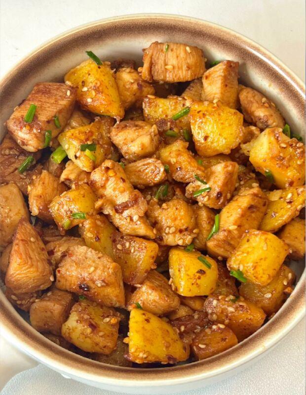 减脂餐——孜然土豆鸡胸肉