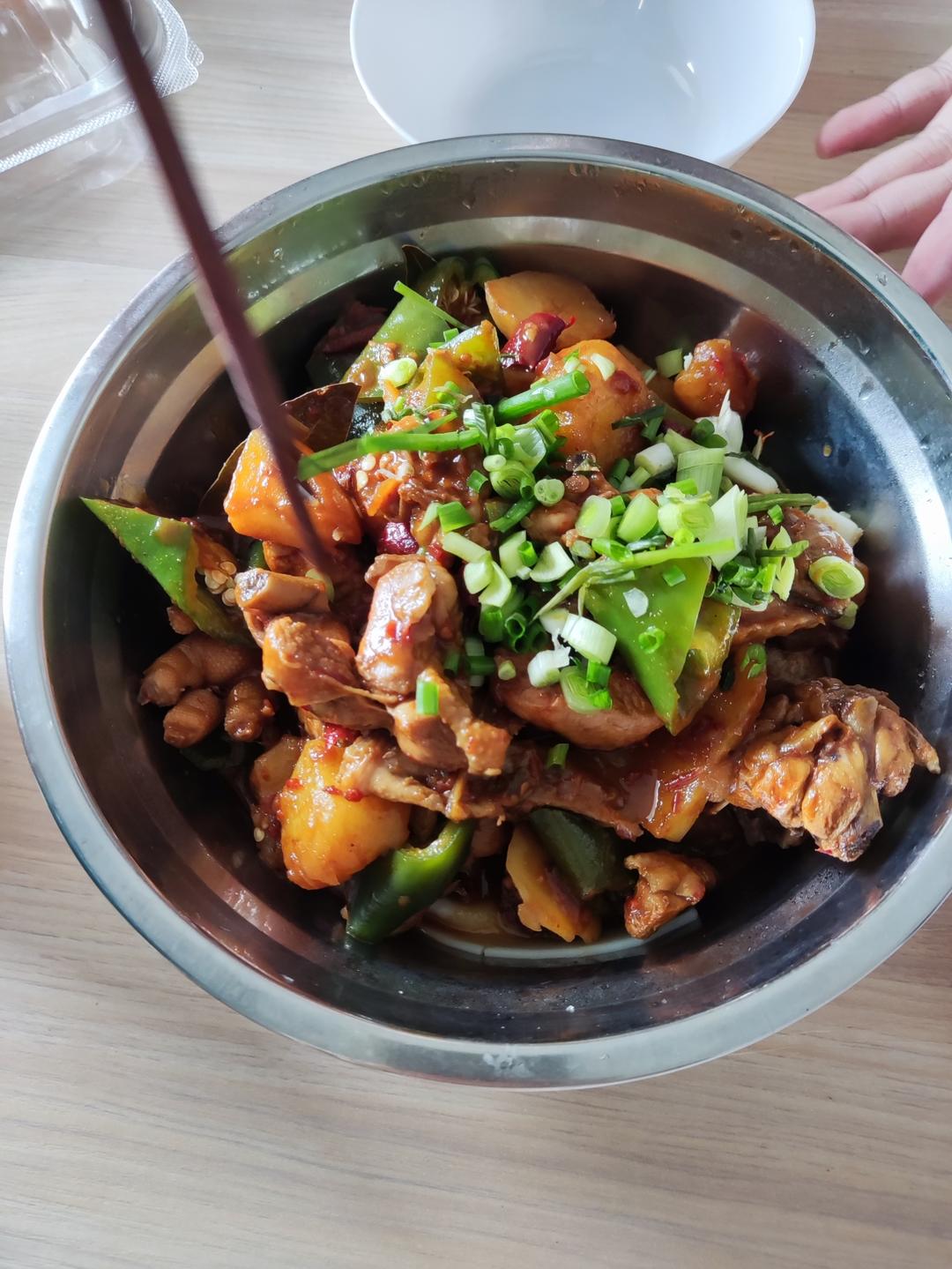 新疆大盘鸡无需争议