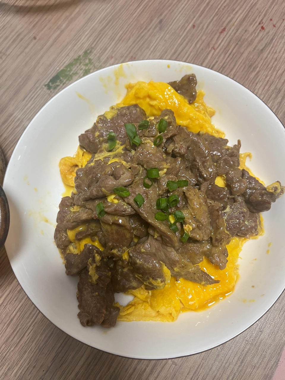 滑蛋牛肉，牛肉滑嫩，鸡蛋松软