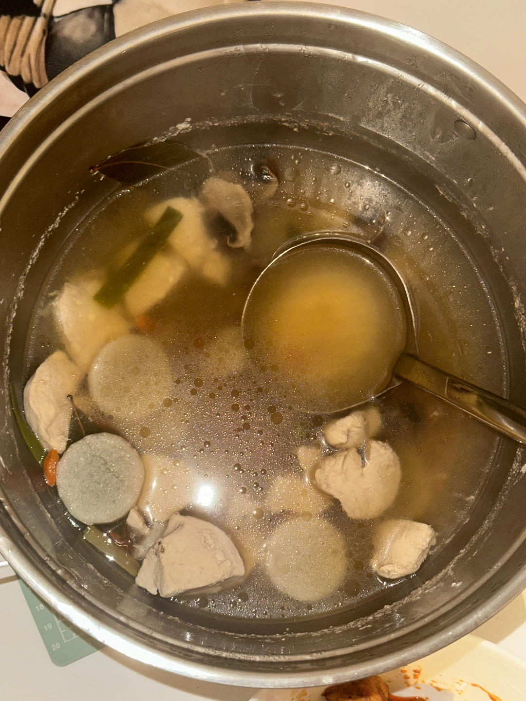 山药炖鸡汤