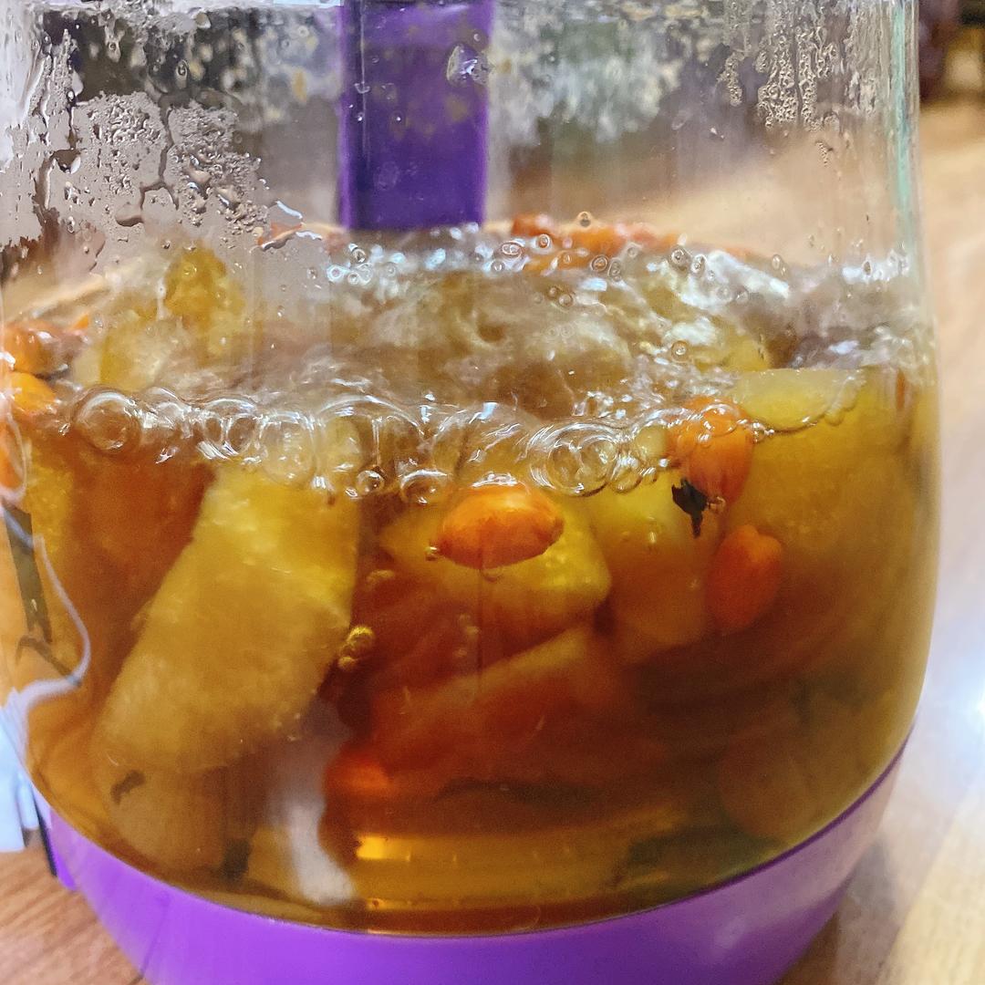 煮水果茶养生果茶煮起来的做法