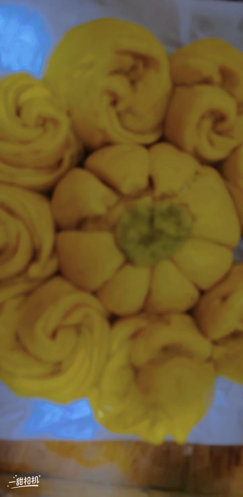 新手也可以--详解如何做出人见人爱、金黄的南瓜馒头