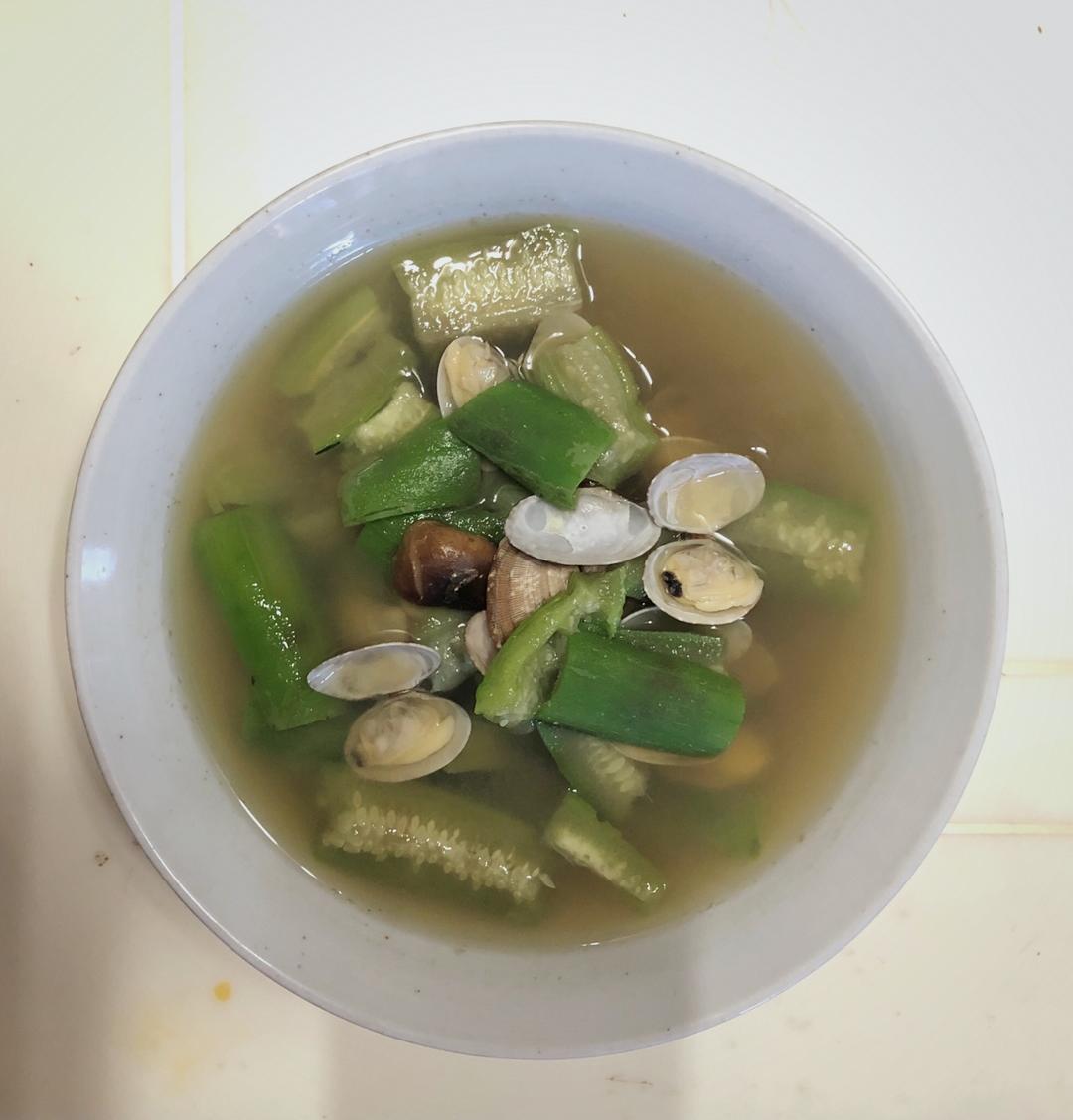 蛤蜊丝瓜味噌汤
