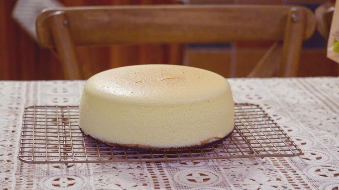 完美轻乳酪芝士蛋糕（不开裂、不回缩、不收腰、入口即融）