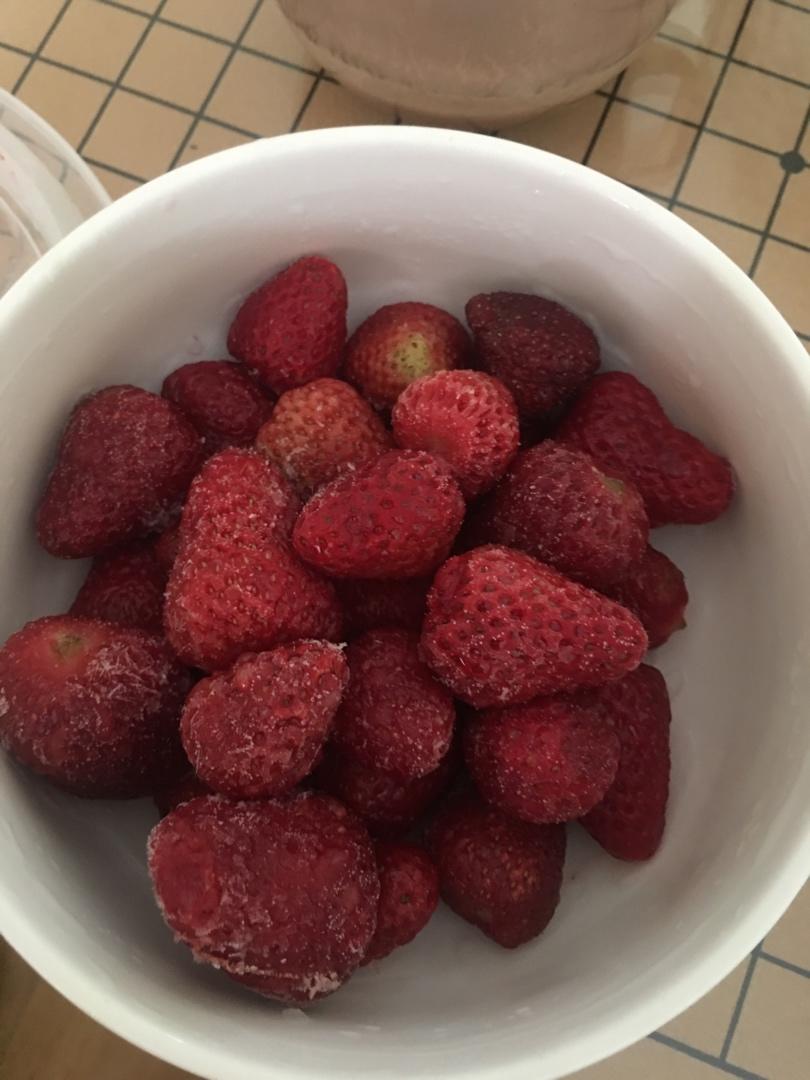 赵妖静静做的冻草莓