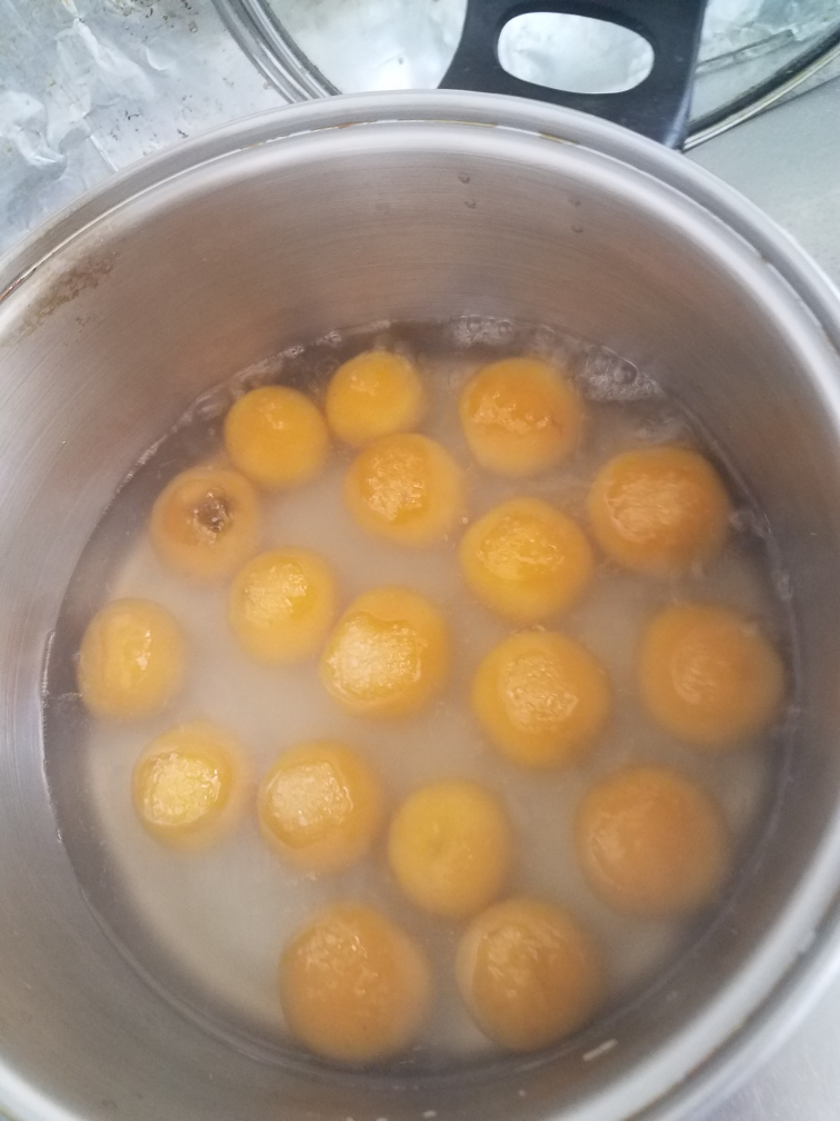 甜品–打开的鸡蛋(仿真)的做法 步骤2
