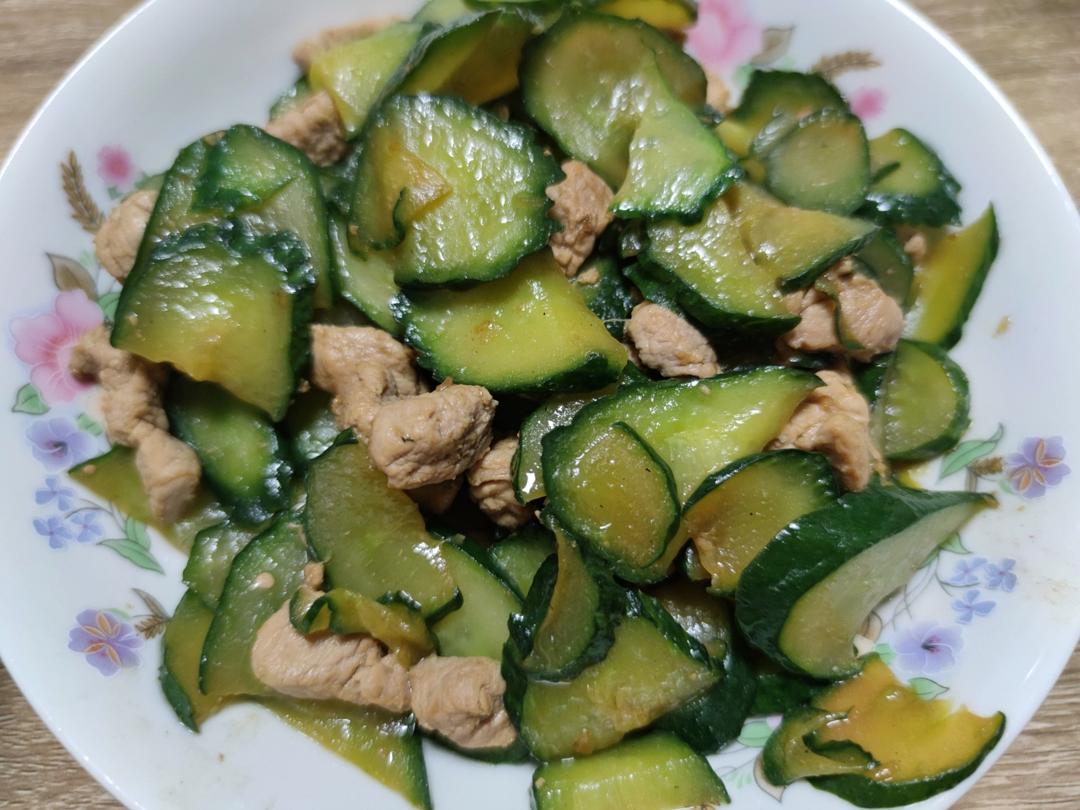 黄瓜炒肉