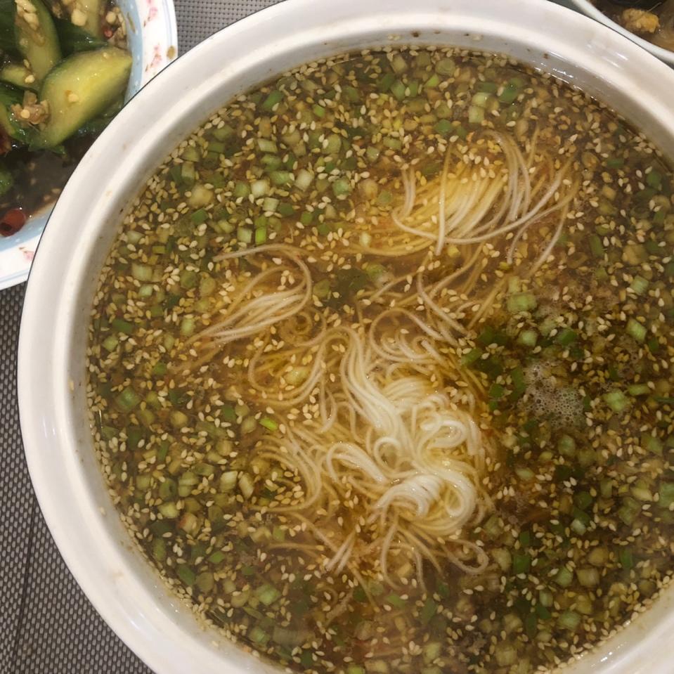 王大厨酸汤面