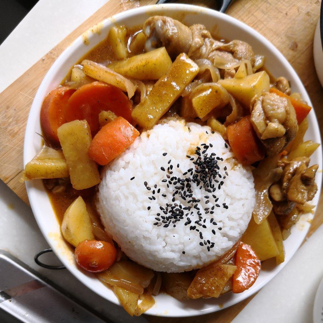 咖喱鸡肉饭
