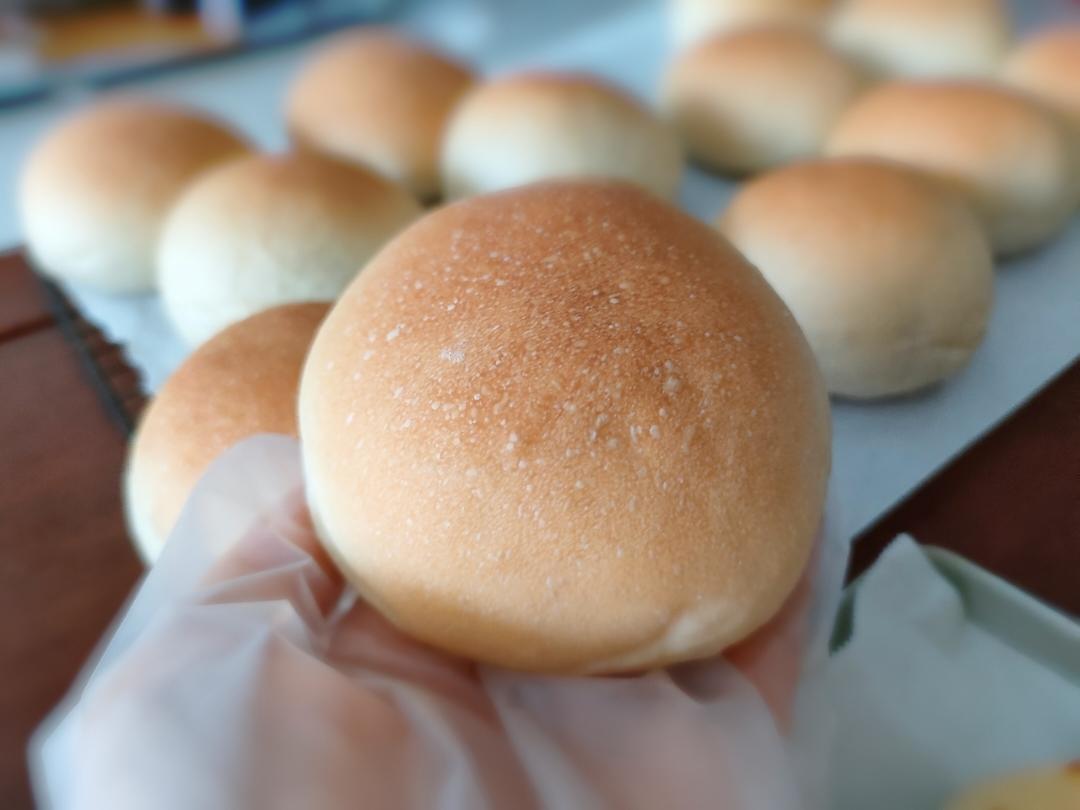 软软萌萌的紫米小面包