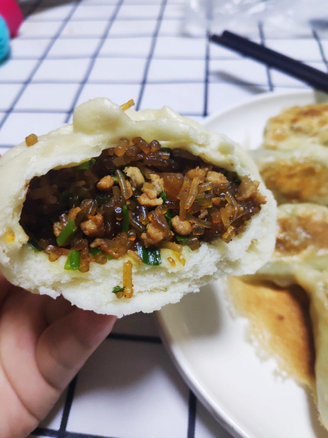 小时候的肉末粉丝包子