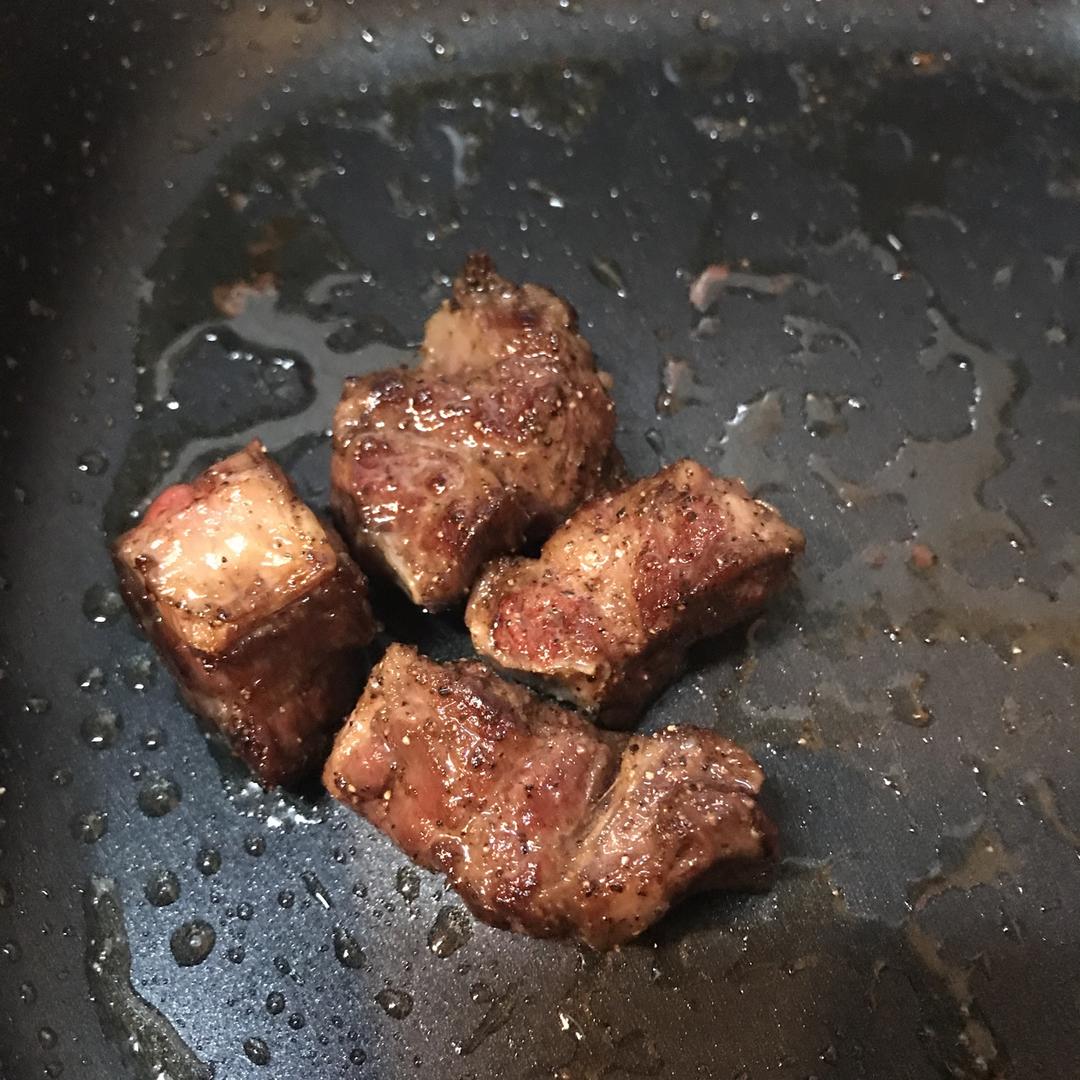 香煎牛肋条